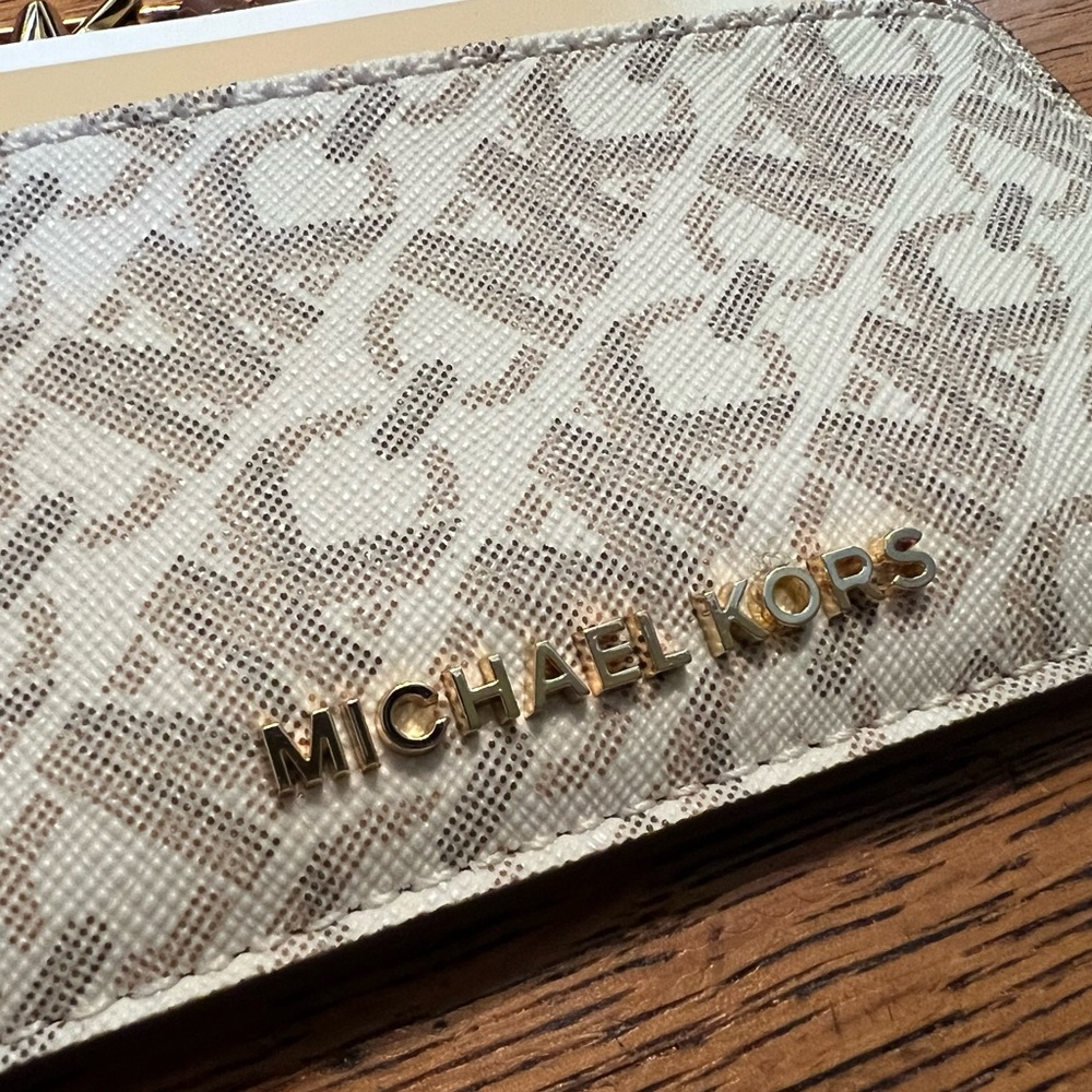 Michael Kors Card Case Wallet - Picture 2 of 6